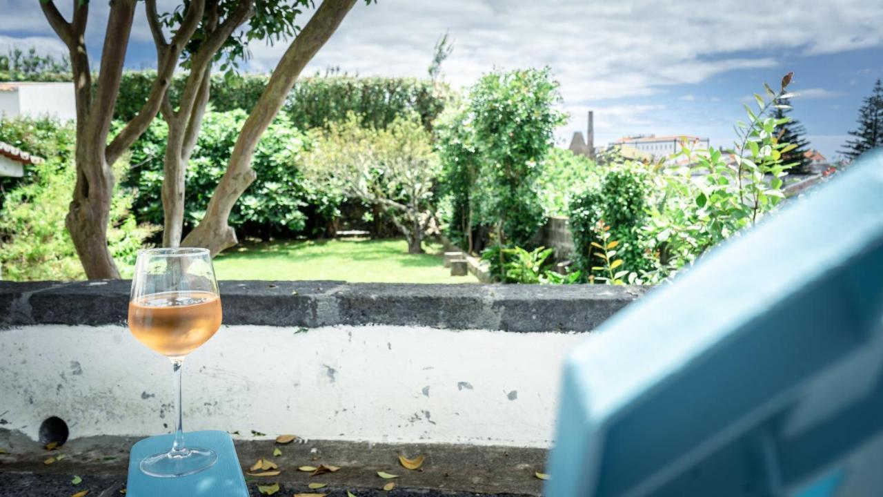 Ponta Delgada City Center, 200 Meters To Marina, Walk To Everything, Private Yard And Garden מראה חיצוני תמונה